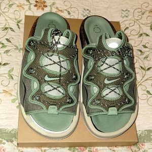 Nike Offline 2.0 size 10.5 New